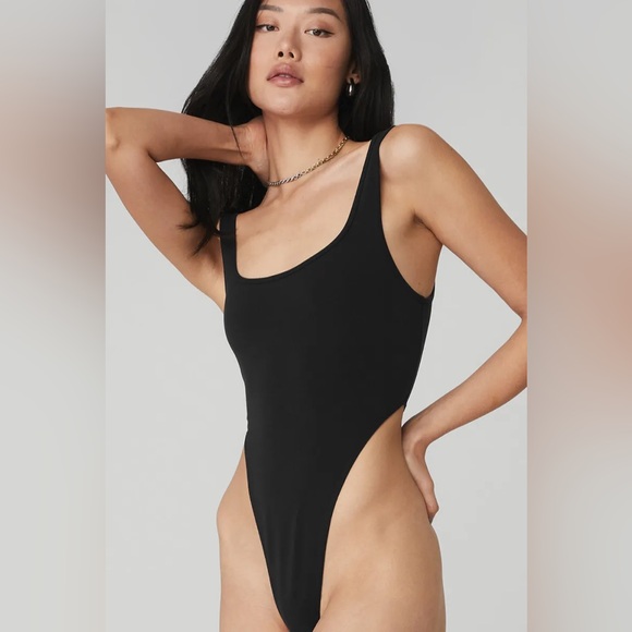 [NWOT] ALO Yoga Airbrush Hot Shot Bodysuit - Black - Small - Picture 3 of 3